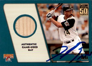 2001 Topps Traded Derek Bell Game-Used Bat Auto Relic Card No. TTR-DB Pirates - Picture 1 of 2