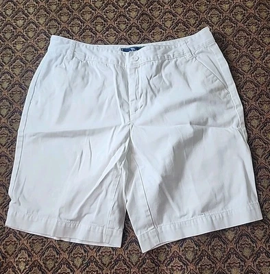 American Living (by Ralph Lauren) 100% Cotton White Shorts Women's Size 6  - Image 1 of 4