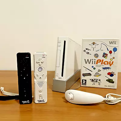 CONSOLE NINTENDO WII RVL-001 PAL COMPLETA di telecomando e gioco WII PLAY - Immagine 1 di 4