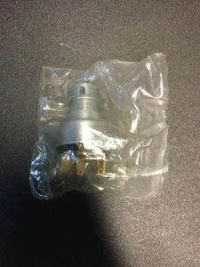 Ignition Starter Switch WELLS LS483 - Picture 1 of 1