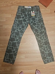 Girls Levi Cargo Pants Flora Print Size 16 Reg. - Picture 1 of 4