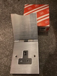 MK Edge K14740 BSS B 13A 1G Floor Plug Socket Brushed Stainless Steel - Picture 1 of 1