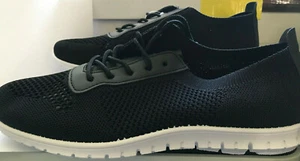 Women walking sneakers-NEW, Black, light weight-comfortable Size 6,7,8,9,10 - Picture 1 of 2