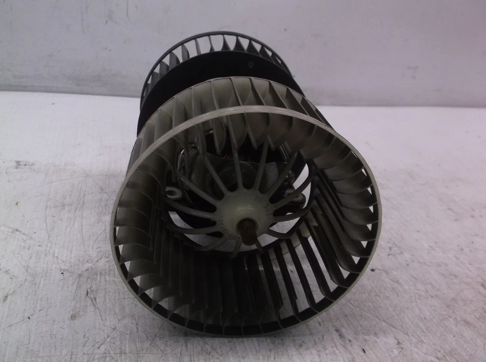 BMW 325i E46 2001-2005 calentador ventilador motor OEM NS603135 Foto 1 de 4