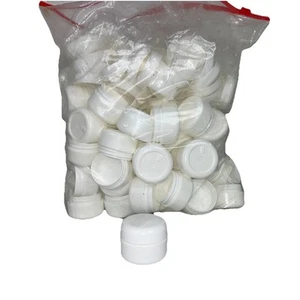 74 NUEVO Contenedores Vacíos con Tapas Lociones Cremas Esclavos Frascos de Maquillaje 1/2 Oz - Imagen 1 de 4
