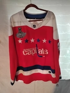 Stanley Cup Gedenktrikot Washington Capitals Tom Wilson Hockey - Bild 1 von 9
