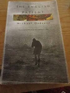 BOOK: THE ENGLISH PATIENT BY MICHEAL ONDAATJE - Bild 1 von 1