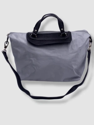 $101 Neiman Marcus женщин Серебряный молнии застежки двойной ручки через плечо сумка с короткими ручками - Изображение 1 из 4