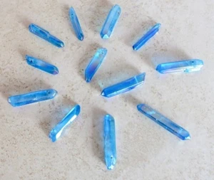 Varita curativa de cristal de piedra preciosa natural de cuarzo aura azul energía Reiki hecha a mano - Imagen 1 de 3