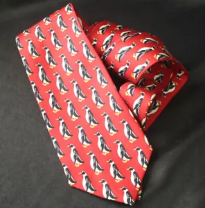 THOMAS PINK Marching Penguins on Red Silk Necktie - Picture 1 of 3