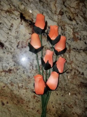 Rosas de madera Small Bud - (varios colores de otoño) Foto 1 de 4