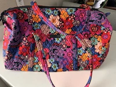 VERA BRADLEY большой DUFFEL дорожная сумка цветочный FIESTA цвет новый розовый цветочный цветы - Изображение 1 из 4