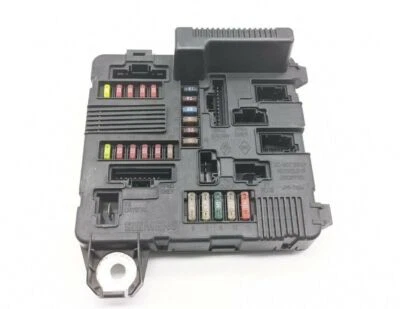 Renault Fuse Box (Megane / Scenic) 8200306032B S118399200E - Image 1 of 2