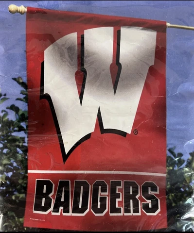 University Of Wisconsin Badgers 2-sided 28x40 Weather Resistant Flag Cover