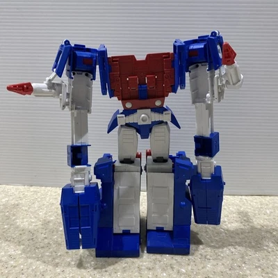 Takara Tomy Transformers Masterpiece MP-22 Ultra Magnus Action Fig Incomplete  - Image 1 of 4