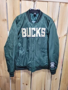 Chaqueta de bombardero NBA Milwaukee Bucks Conferencia Este Para hombre grande verde - Imagen 1 de 11