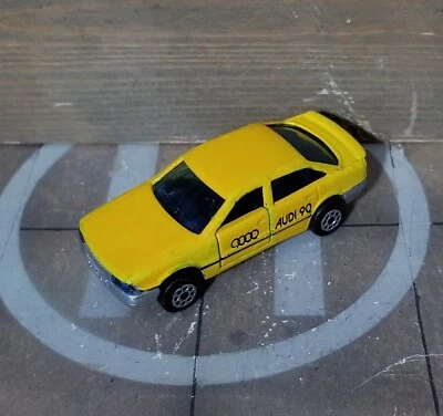 MAJORETTE N°239 AUDI 90 LOGOS Scala 1:60 Made in Thailand 1989 GIOCATA RITOCCATA - Immagine 1 di 4