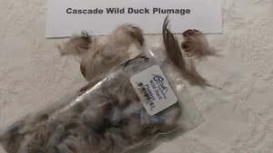 Plumas de pato salvaje en cascada  - Imagen 1 de 5