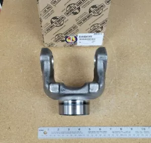 End Yoke. S-7017 Ref. # 6-4-6041X, 17N4-6041X, 6-4-6031, 6-4-8461, 1662086C91 - Picture 1 of 10