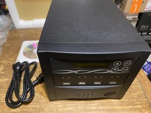 EZ DUPE Media Mirror PLUS 1 to 4 Duplicator - Flash Media USB Memory Card Data - Afbeelding 1 van 5