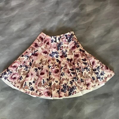 Falda plisada floral LC Lauren Conrad pasarela talla 6 Foto 1 de 4