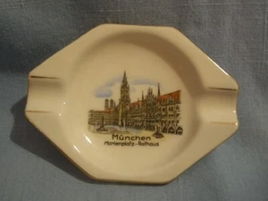BAVARIA WALDERSHAF~MUNCHEN MARIENPLAZ-RATHAUS~SMALL OVAL ASHTRAY~GERMANY - Picture 1 of 6