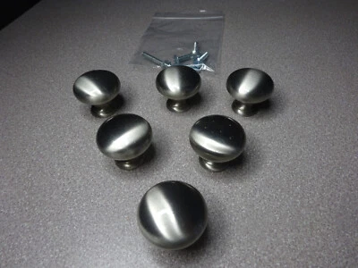 Lote de 6 perillas de gabinete de cajón de níquel satinado de latón macizo de 1,25" de diámetro con tornillos Foto 1 de 4