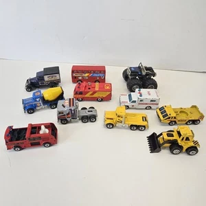 Matchbox Trucks, Busse Konvolut 11 Spielzeug Diecast Autos - Bild 1 von 19