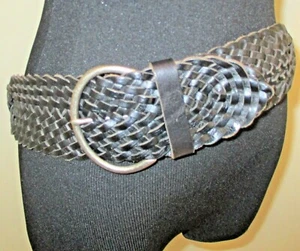 Cintura GAP in pelle nera multi treccia intrecciata 3" fibbia in metallo taglia S 32-34 usata in ottime condizioni - Foto 1 di 5