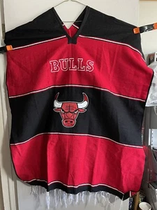 NBA Basketball Chicago Bulls Mens Womens Unisex Adult Serape Poncho One Size NEW - Picture 1 of 1