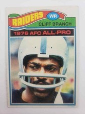 1977 Topps Oakland Raiders NFL Football Card Very Excellent Condition