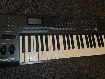 M-Audio Axiom 49 Midi Keyboard Controller - Image 1 of 2