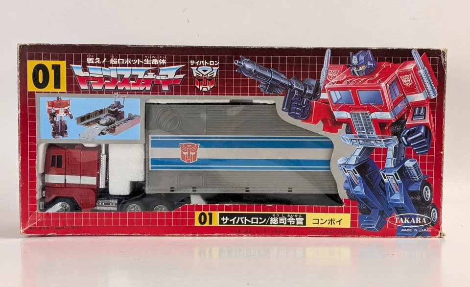 1984 Takara Transformers G1 Original Optimus Prime Convoy UNUSED Action Figure - Image 1 of 4