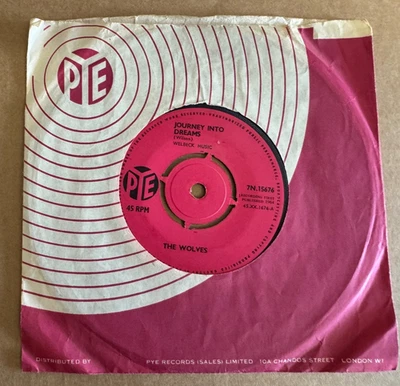 7N.15676 The Wolves Journey Into Dreams 7' SINGLE - Image 1 of 2