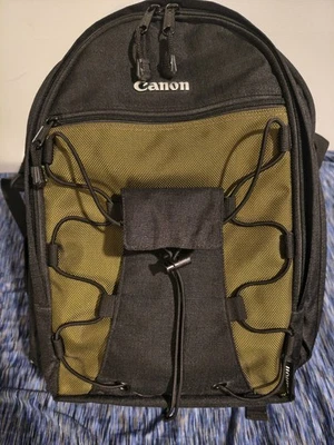 Bolsa mochila para cámara Canon 200EG Deluxe verde con divisores de lentes acolchados  Foto 1 de 4