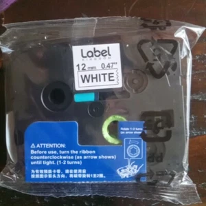 LABEL Kingdom TAPE CASSETTE LAMINATED 12MM BLACK WHITE TAPE Black Ink 231 - Picture 1 of 3