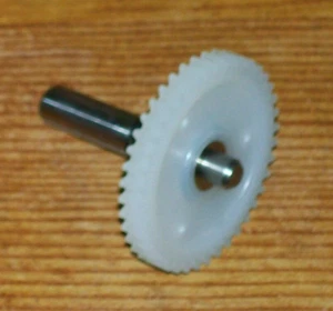 KAWASAKI KX65, SUZUKI RM65 KX RM 65 ENGINE WATER PUMP SHAFT, WHITE GEAR 00-26 - Bild 1 von 1