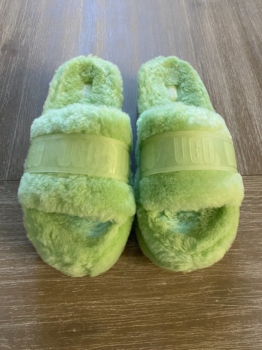 Sandali donna UGG Fluffita verdi plateau tacco slide nuovi senza scatola taglia 8