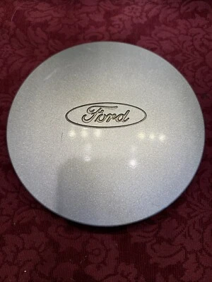   Parte tapa central pintada Ford Taurus 1995-96 # F6DC-1141-AB   Foto 1 de 3