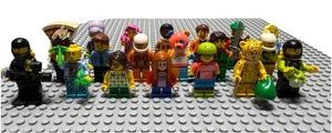 Lego Mini Figuras Varios Lote De 20 Más Extras - Imagen 1 de 5