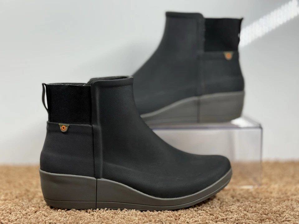 Botas de lluvia BOGS Vista Wedge impermeables al tobillo para mujer talla 9 negras Foto 1 de 4