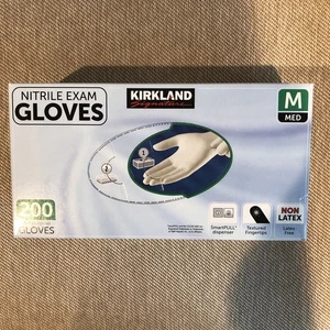 Kirkland Signature Nitrile Exam Gloves ~ 200 Gloves ~ Size Medium - Picture 1 of 3