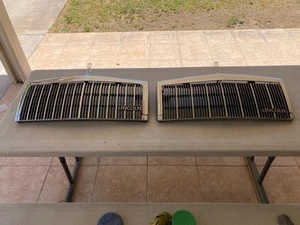 1990-1994 Lincoln Town Car grilles 50% OF LISTED PRICE THROUGH MAKE OFFER! - Picture 1 of 9