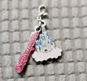 Neu Selten Disney Charm It! Walt Disney World Aschenputtels Schloss Rarität - Bild 1 von 2