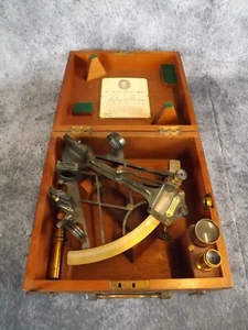 Vintage HEZZANITH Sextant HEATH NAVIGATIONAL LONDON with Case & Certificate - Picture 1 of 20