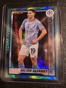 2022-23 Topps Chrome Merlin UEFA Julian Alvarez RC Aqua Prizm Refractor #94 - Picture 1 of 2