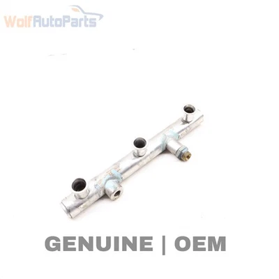 2008-2011 AUDI A5 - ЛЕВАЯ ТОПЛИВНАЯ РЕЙКА 06E130089B - Изображение 1 из 4