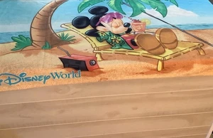 Walt Disney World Disneyland Beach Towel Mickey Mouse on Beach In Lounger #84167 - Picture 1 of 6