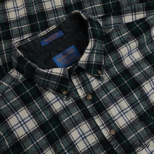 Vintage Pendleton Made in USA Green Multi Tartan Plaid Wool Tweed Board Shirt XL - Picture 1 of 5