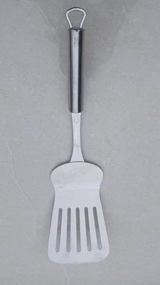 WMF 32 cm Cromargan Acero Inoxidable Ranurado Turner Foto 1 de 3